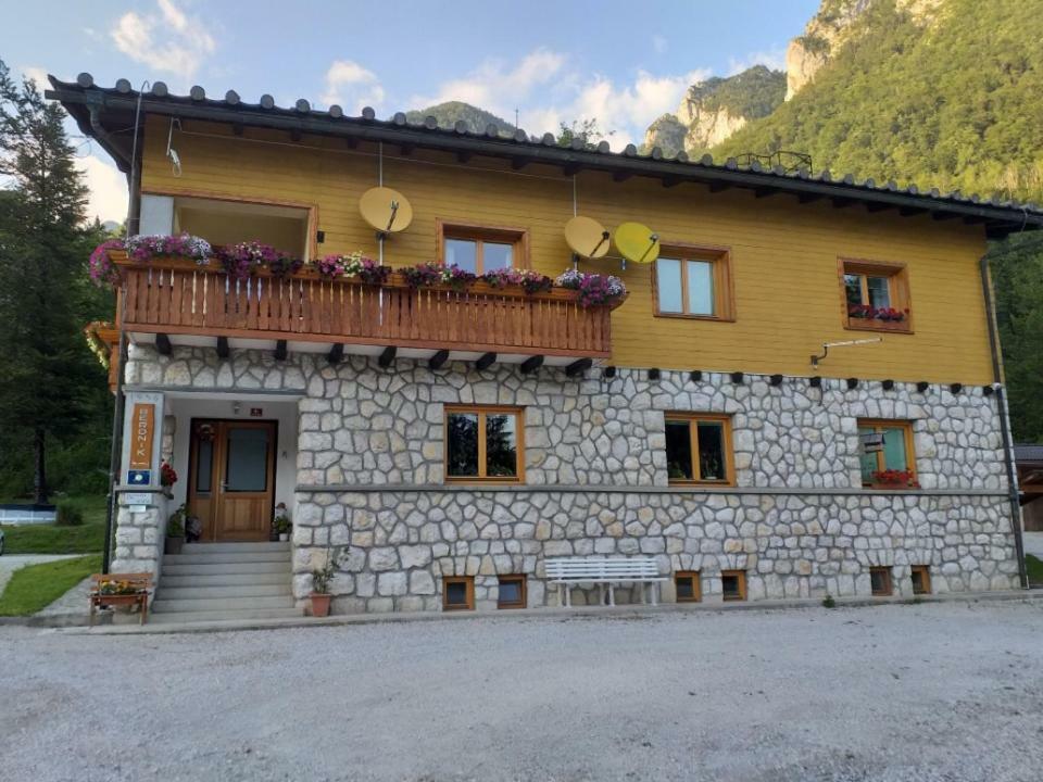House Berdnik Hotel Stahovica Exterior photo